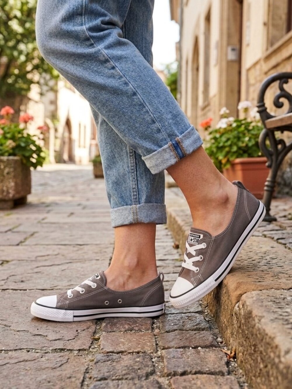 Converse Ballet Lace Chuck Taylor All Star Grey Low Top Slip On Sneakers